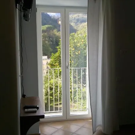 L'antico Giardino 3* Vietri sul Mare
